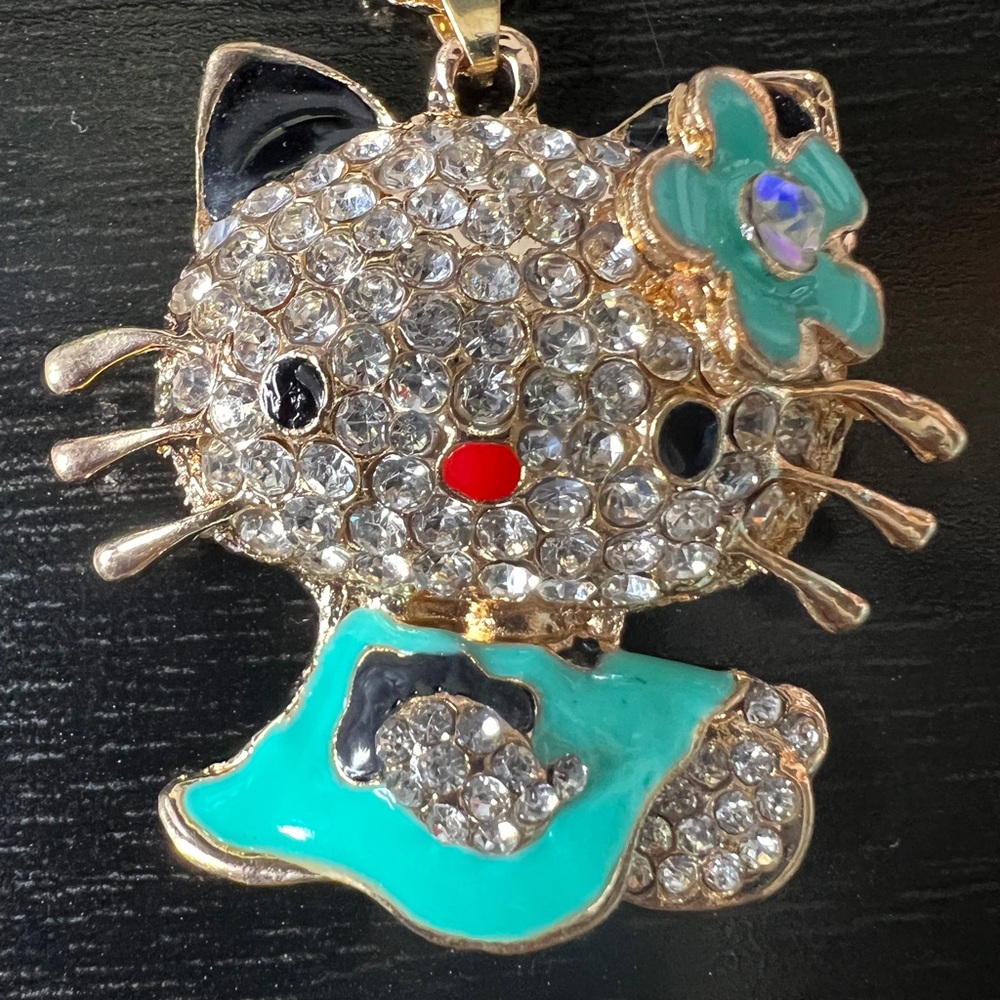 🐱 NWT! Turquoise Rhinestone Kitty Necklace
